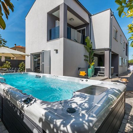 House With Pool Ledenko Daire Biograd Na Moru Dış mekan fotoğraf